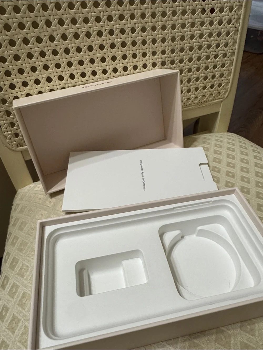 Apple iPhone 8 Plus Rose Gold Box ONLY